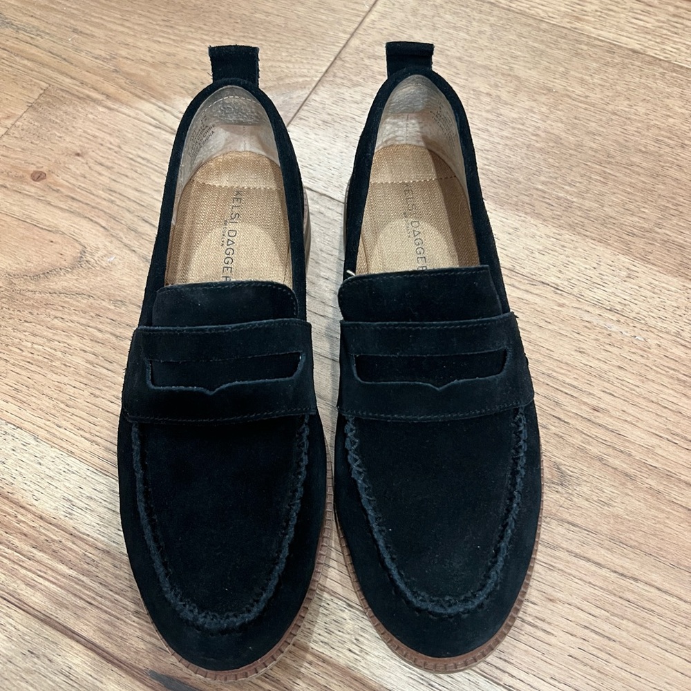 EUC Kelsi Dagger Women’s Black Suede Loafer 8